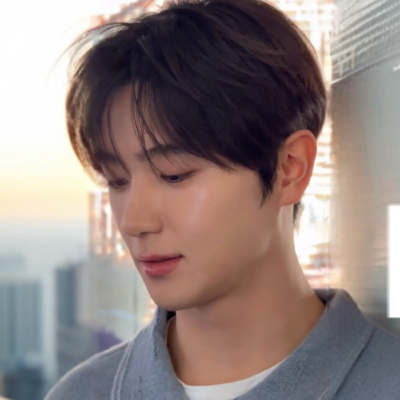 Recent activity shot of Hyunjae (THE BOYZ)