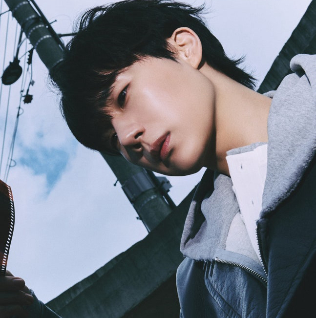 Recent activity shot of Sungkyu (INFINITE)