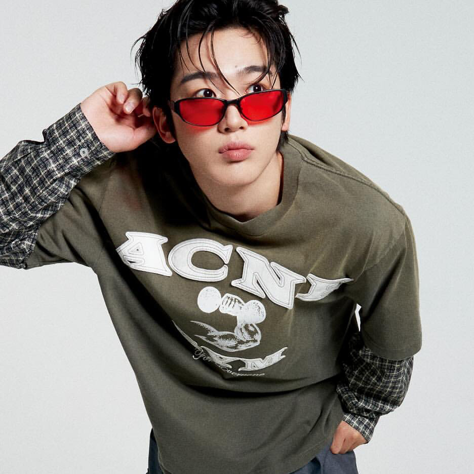 Behind-the-scenes cut of Kim Yohan (WEi)