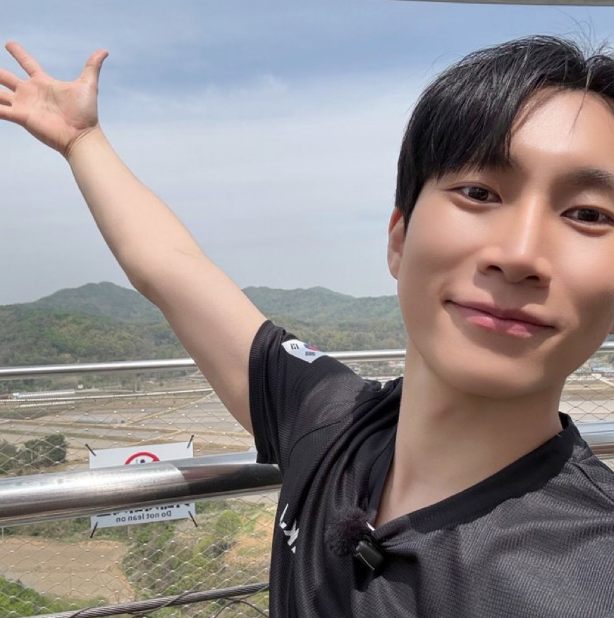 Latest photo of Seo Eunkwang (BTOB)