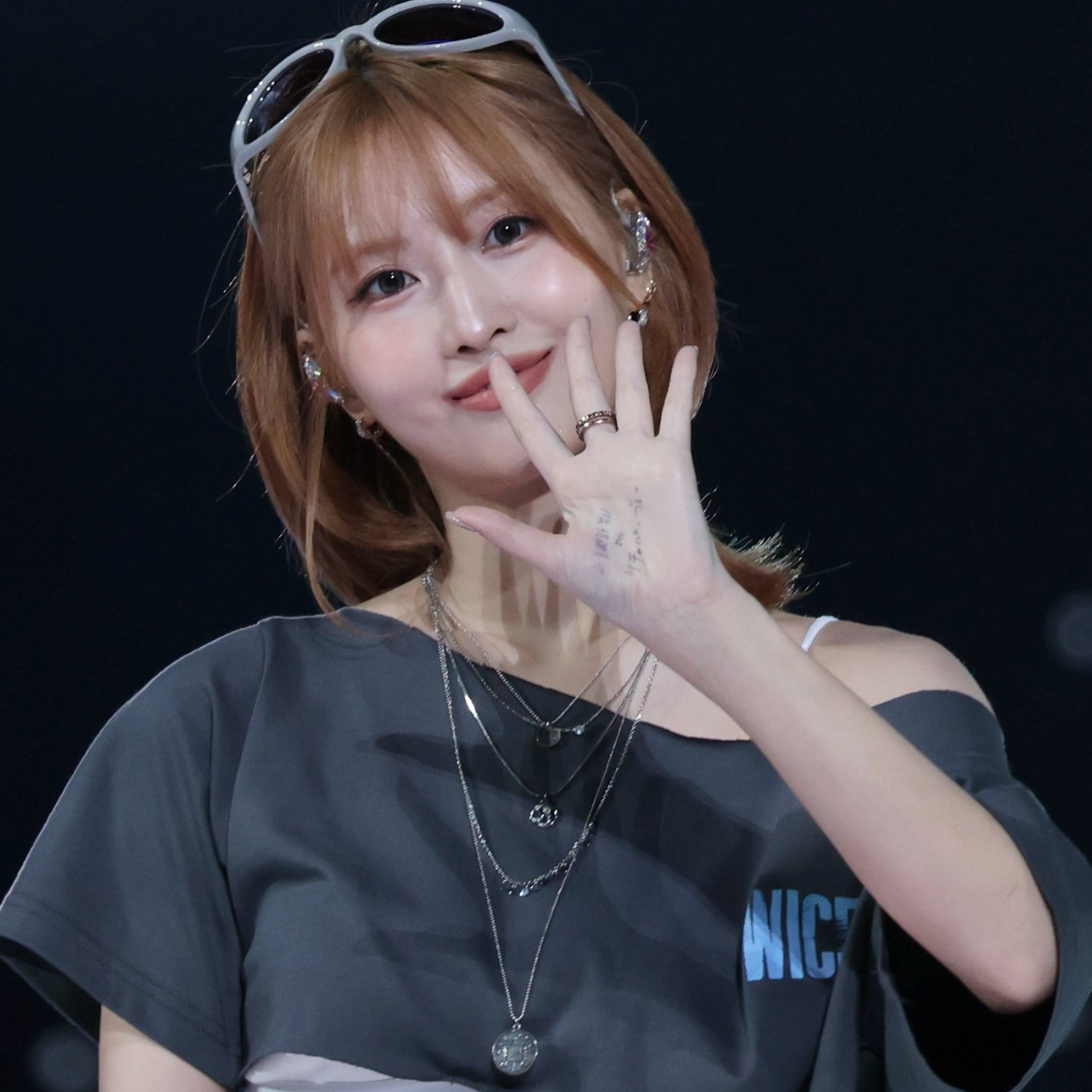 A moment captured by Momo (TWICE)'s fan