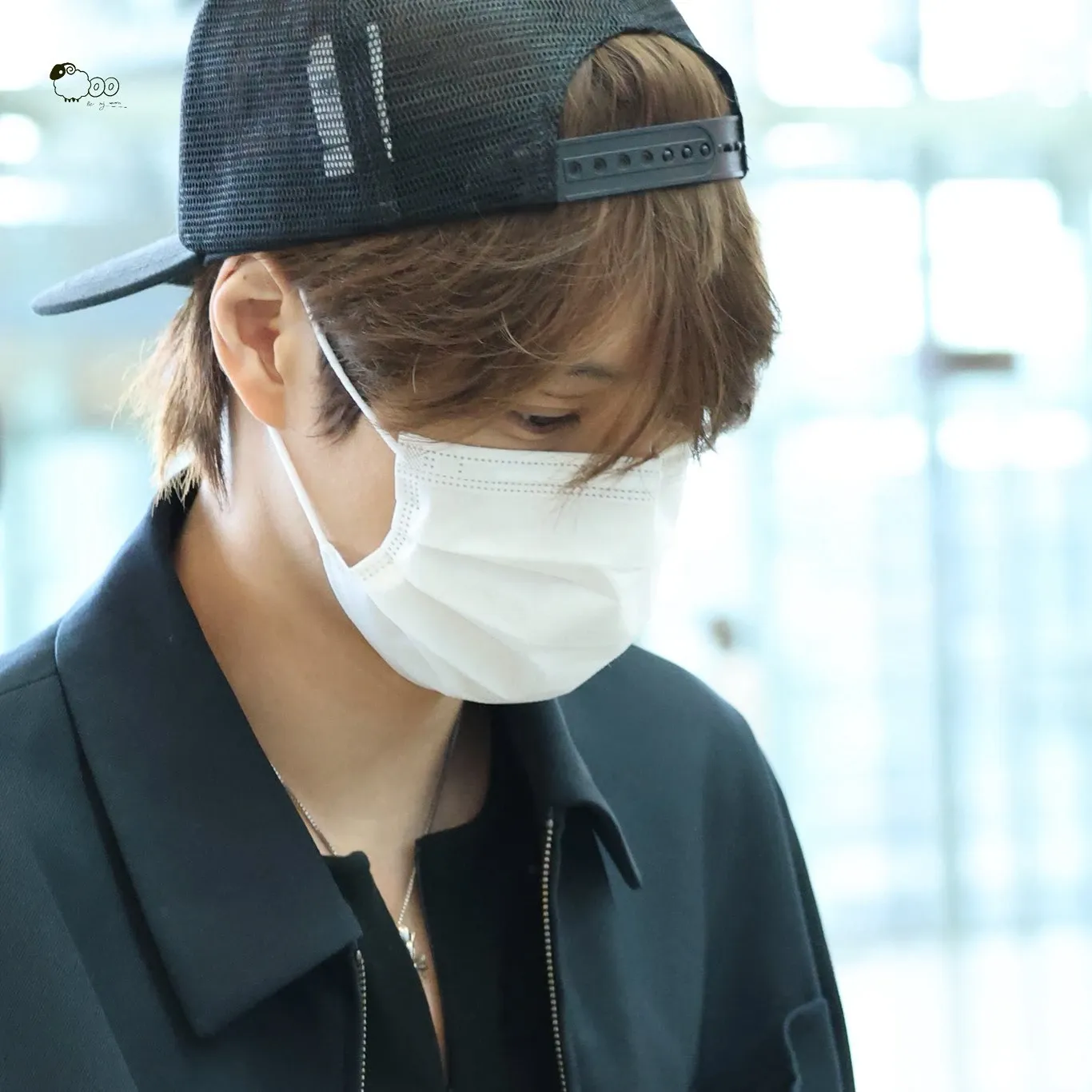 Kai (EXO)粉絲拍下的瞬間