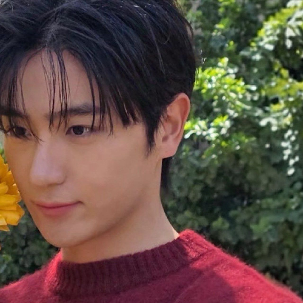 A moment captured by Hyunjae (THE BOYZ)'s fan