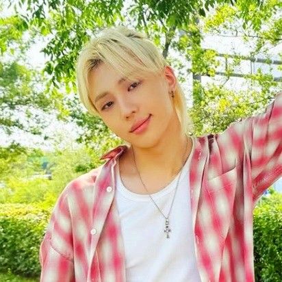 A moment captured by Junhyeok (TNX)'s fan