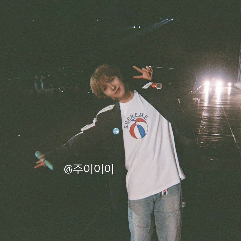 Recent activity shot of Renjun (NCT DREAM)