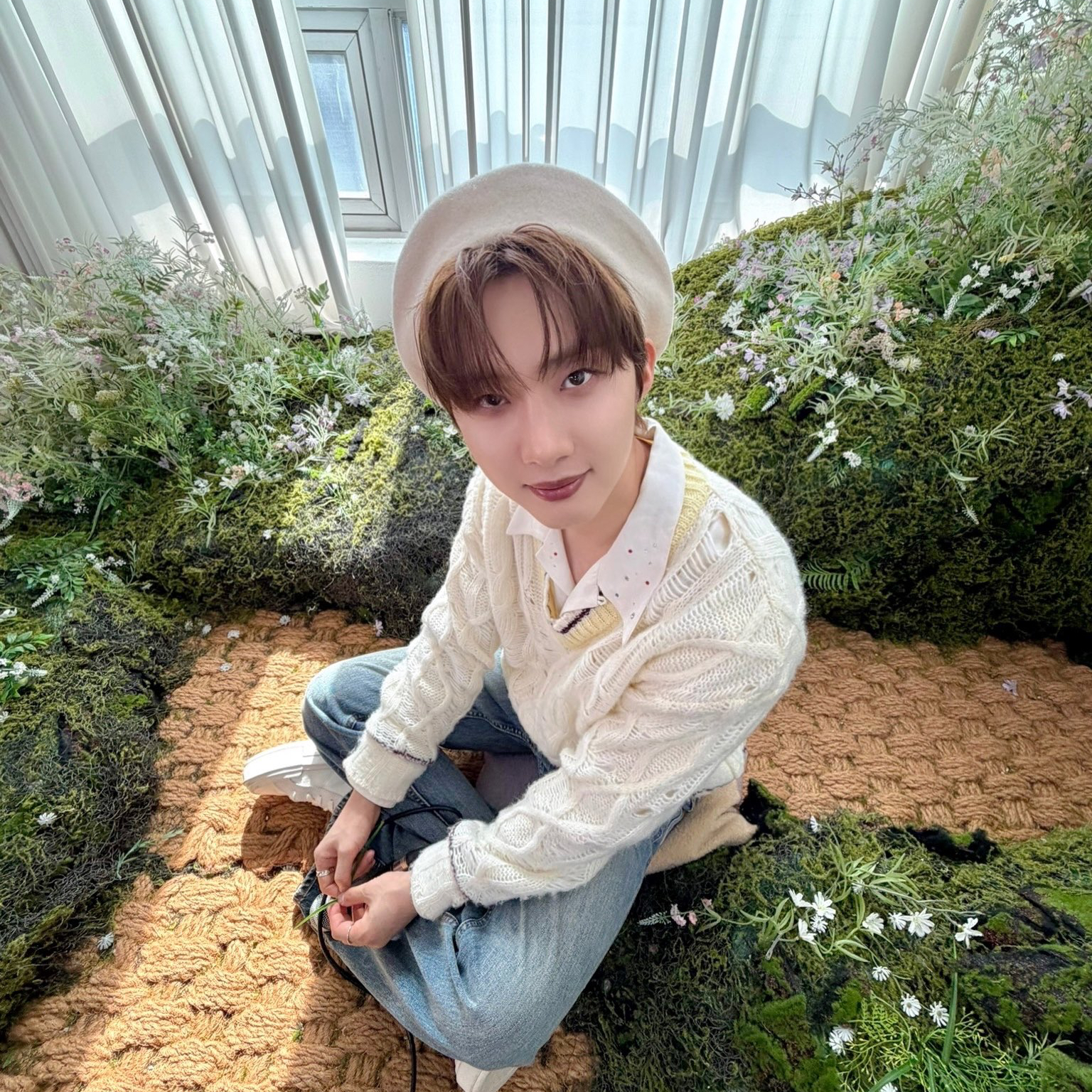 Latest photo of Hui (PENTAGON)