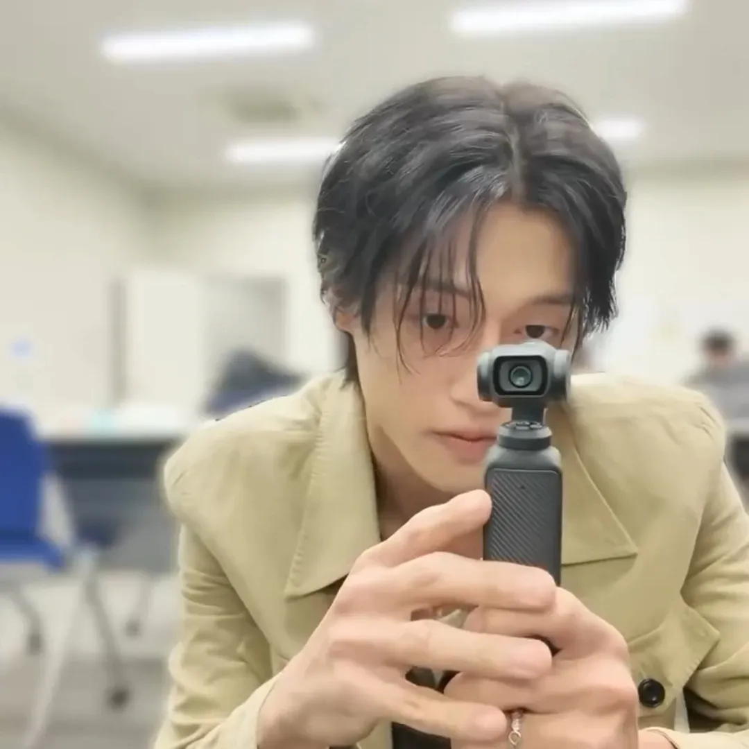 Momen yang diabadikan oleh penggemar Wooyoung (ATEEZ)