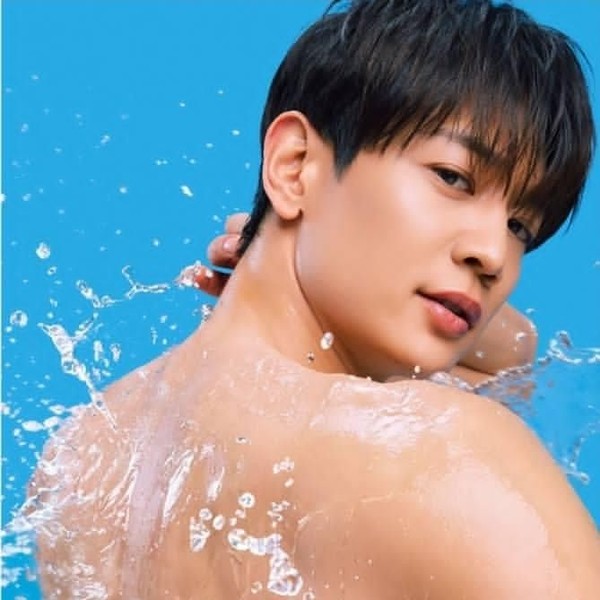 捕捉到珉豪 (SHINee)魅力的代表照片