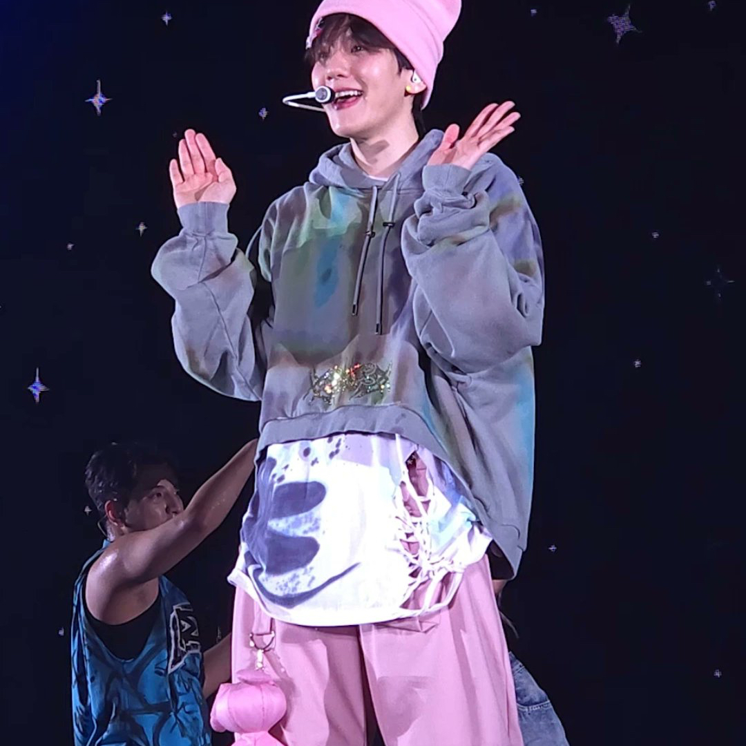 A moment captured by EXO's fan