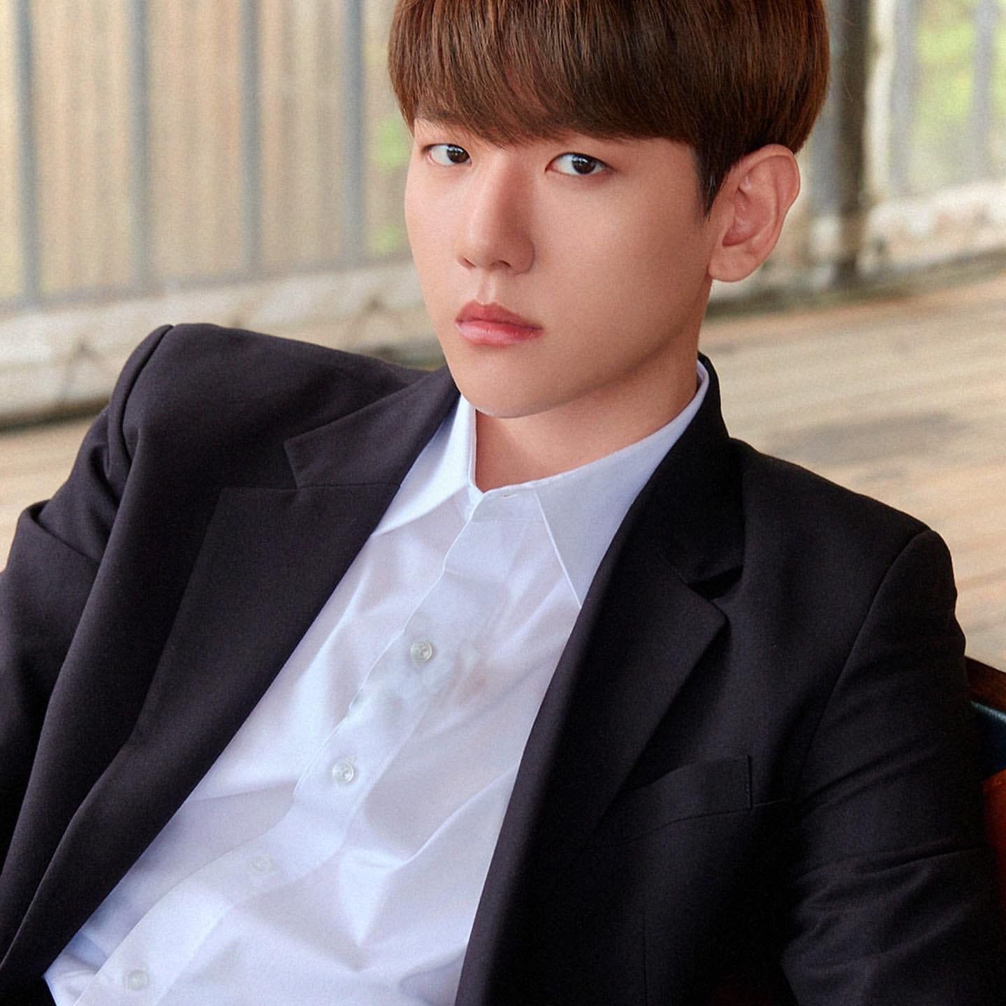 Behind-the-scenes cut of EXO