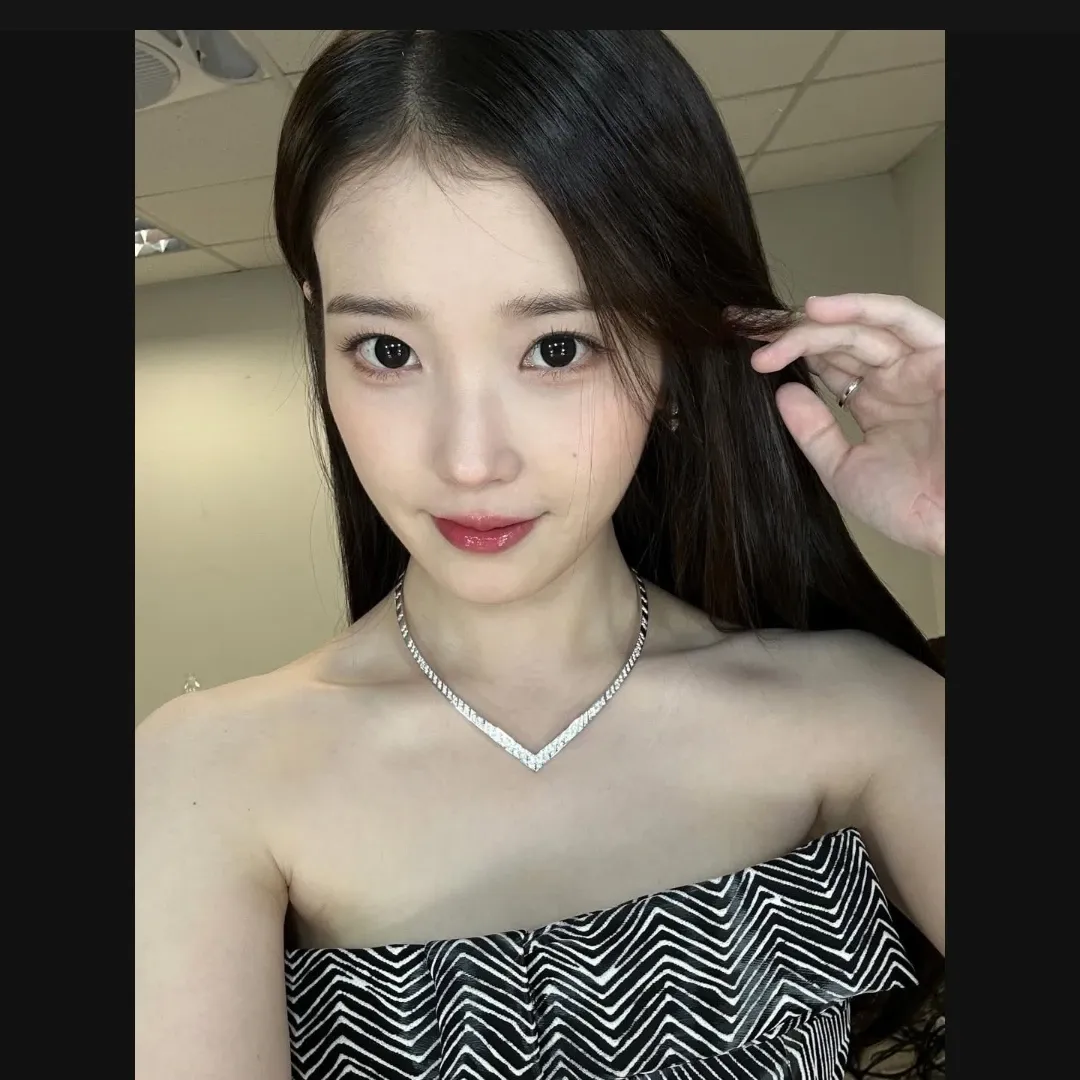 Recent activity shot of IU