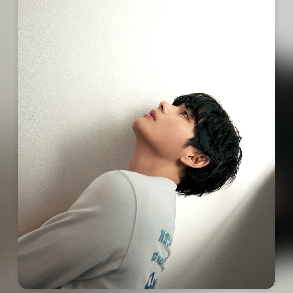 뷔 (방탄소년단) 최근 활동샷