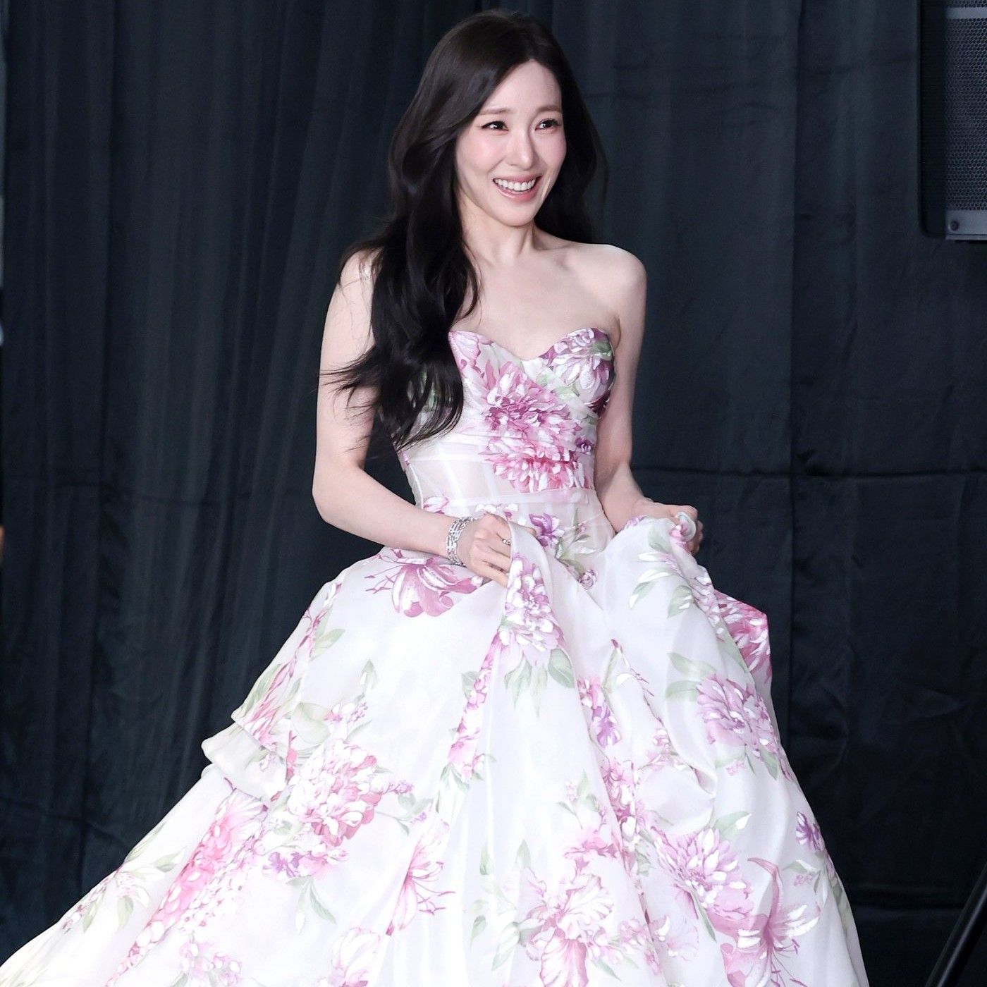 A moment captured by Tiffany Young (Girls' Generation)'s fan