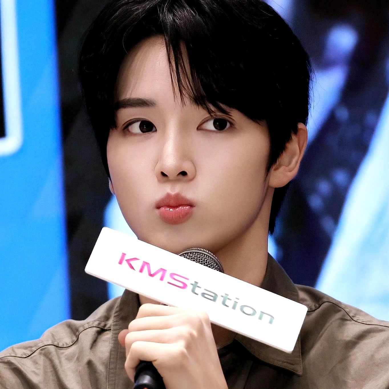 Recent activity shot of Sungchan (RIIZE)