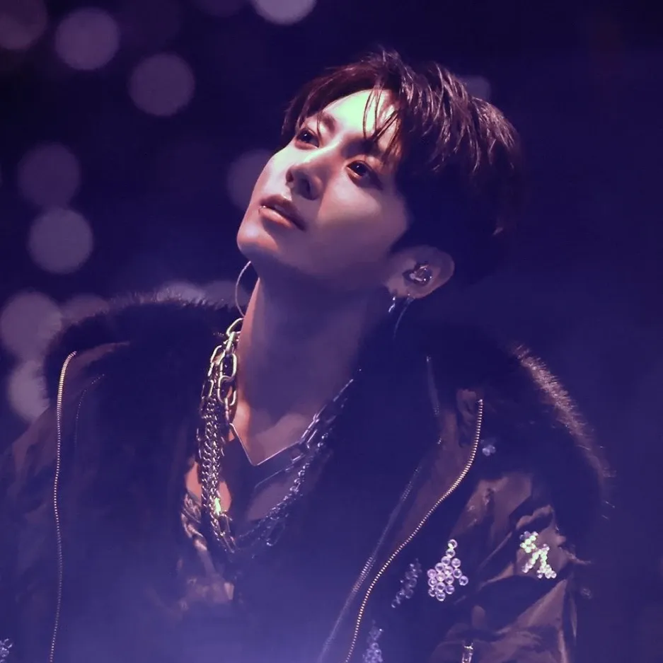 정국 (방탄소년단)의 최신 사진