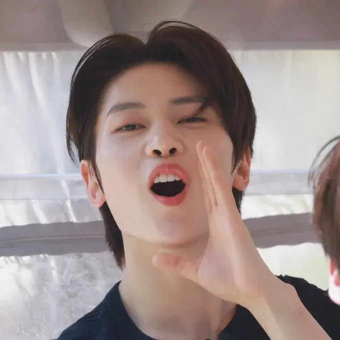 Behind-the-scenes cut of Seok Matthew (ZEROBASEONE)