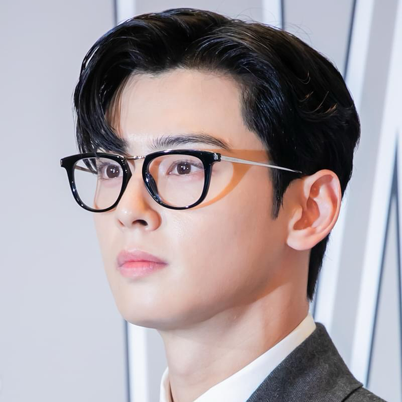 Latest photo of Eunwoo (ASTRO)