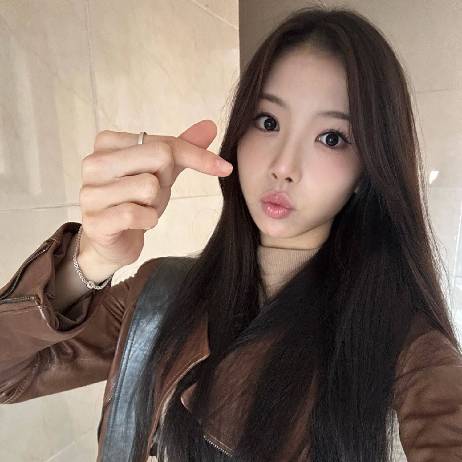 SECRET NUMBER的最新照片