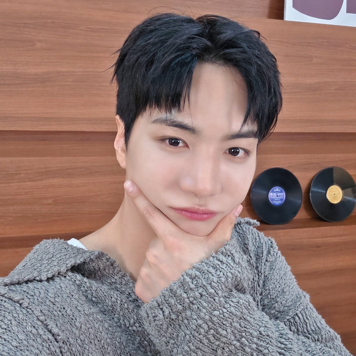 Recent activity shot of Kim Jonghyeon