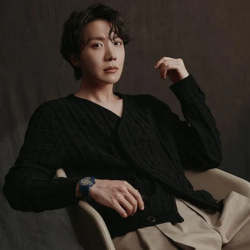 J-hope (防彈少年團)的幕後花絮