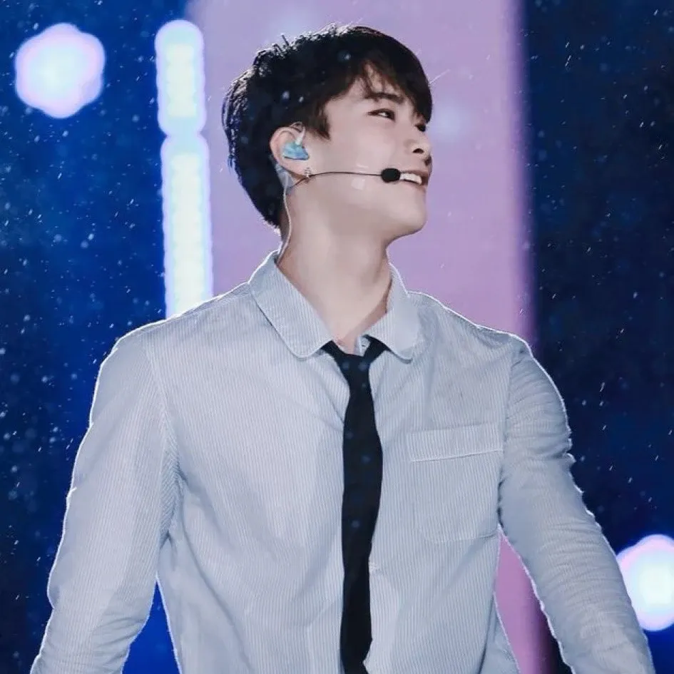 Recent activity shot of Moonbin (ASTRO)