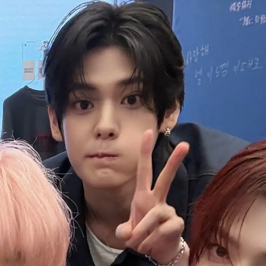 Posting K-POP populer yang disukai penggemar