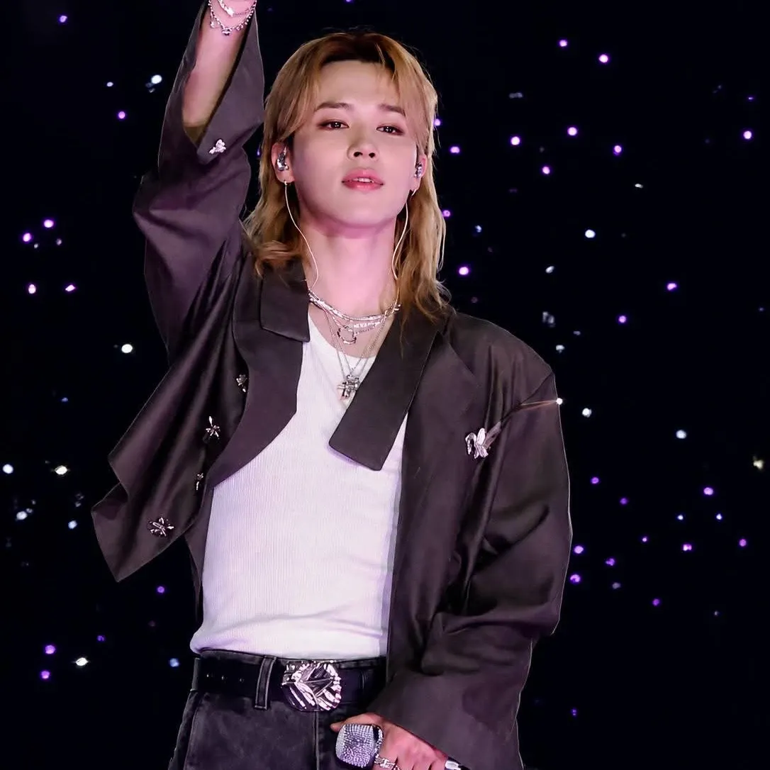 Foto aktivitas terbaru Jimin (BTS)