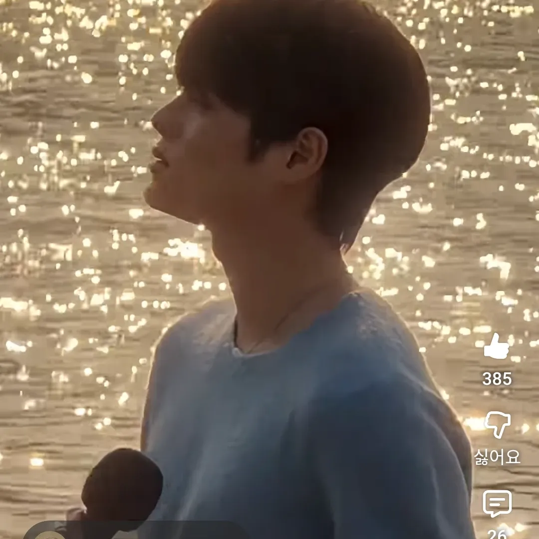 Behind-the-scenes cut of Lee Daehwi (AB6IX)