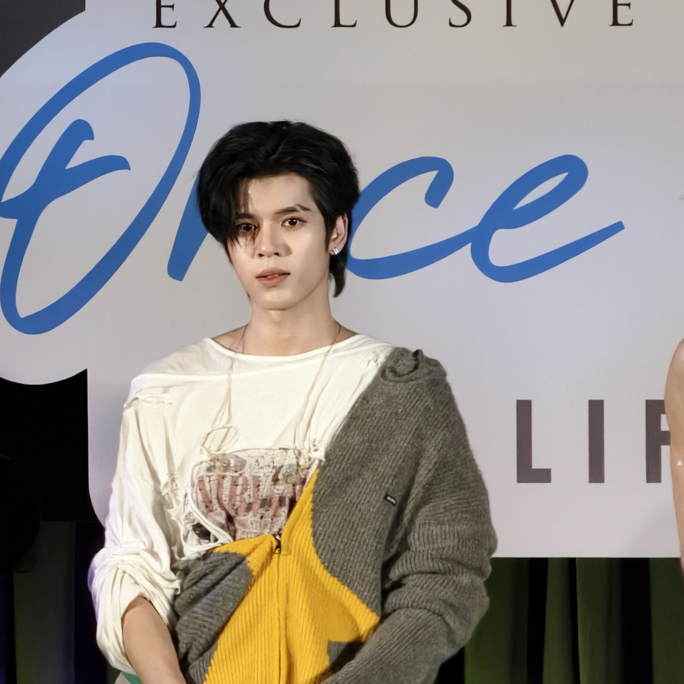 Behind-the-scenes cut of DORN (NexT1DE)