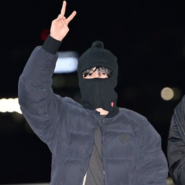 Momen yang diabadikan oleh penggemar j-hope (BTS)