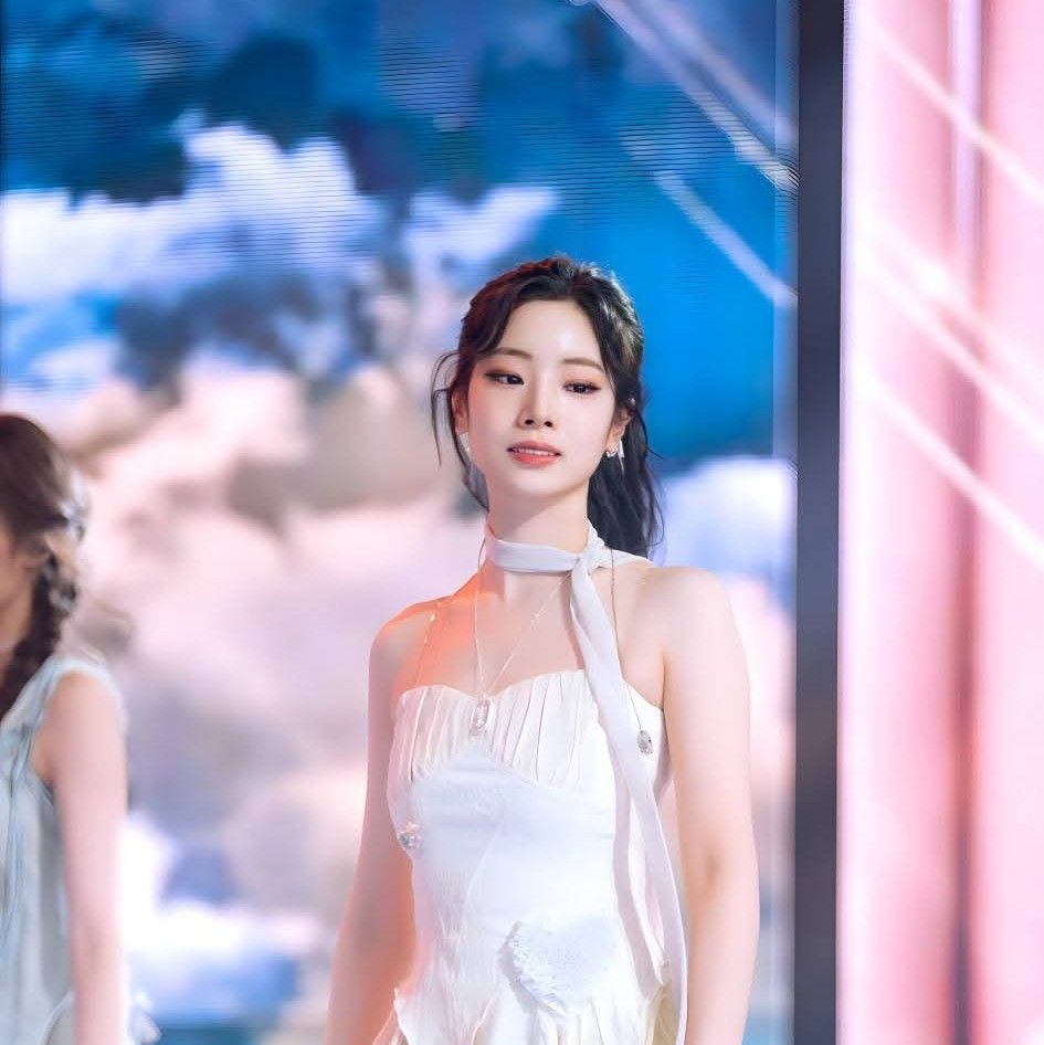 TWICE 최근 활동샷