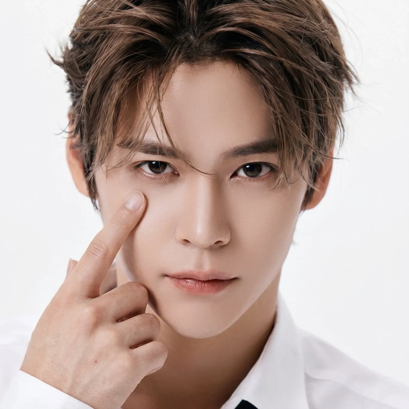 Recent activity shot of Eunseok (RIIZE)