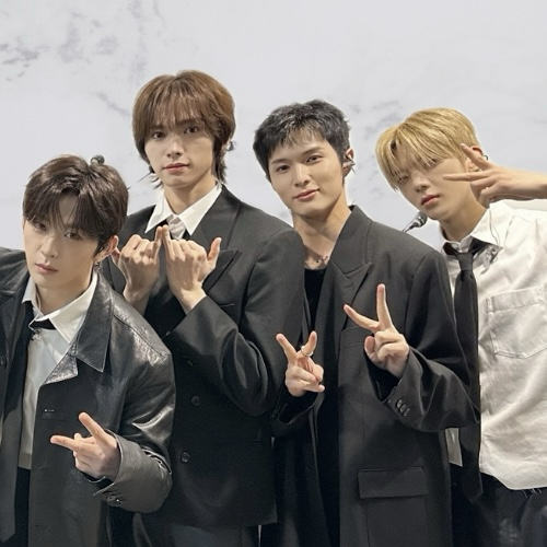 WHIB의 비하인드 컷