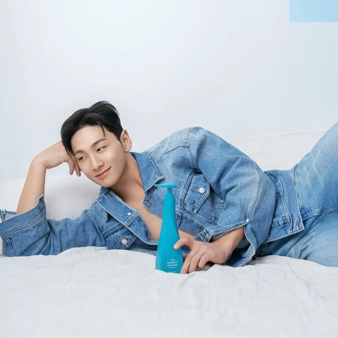 A moment captured by Baekho's fan