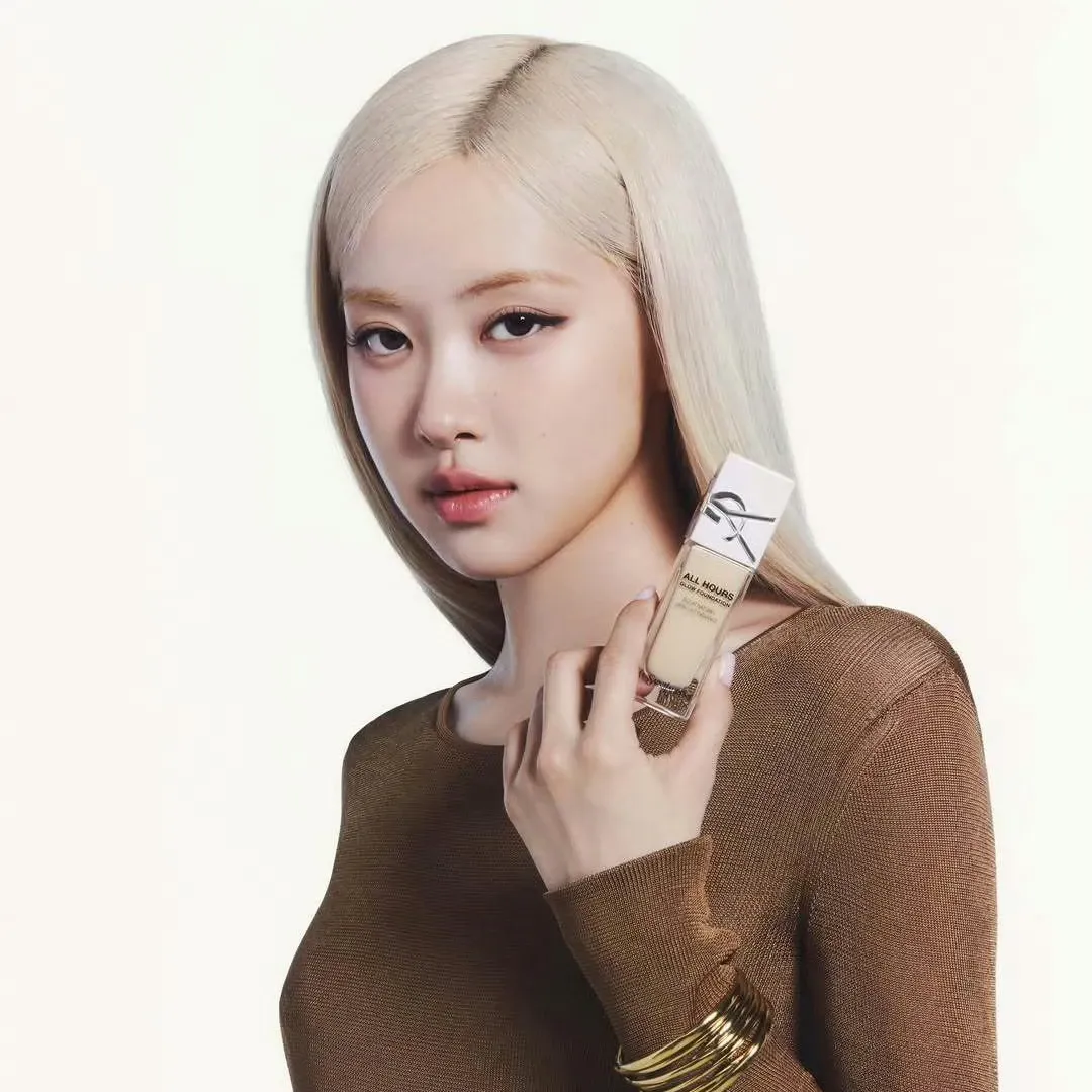로제 (BLACKPINK)의 비하인드 컷