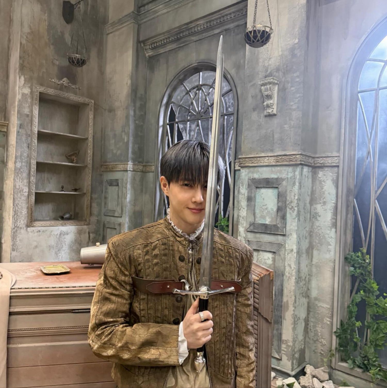 Behind-the-scenes cut of Suho (EXO)