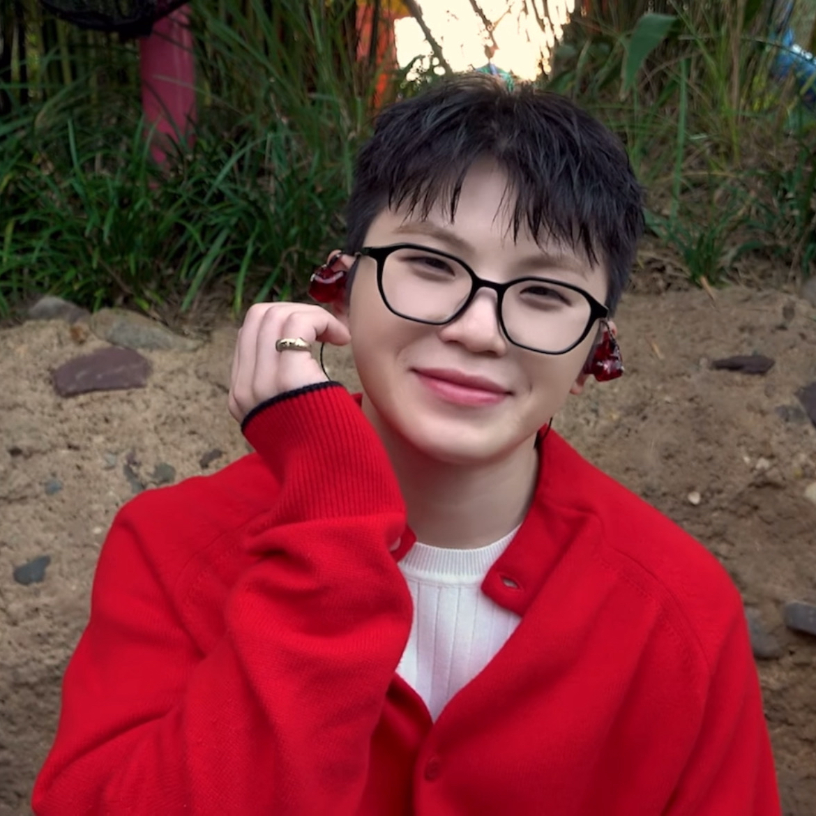 A moment captured by Woozi (SEVENTEEN)'s fan