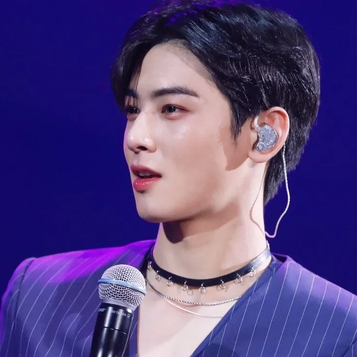 Behind-the-scenes cut of Eunwoo (ASTRO)