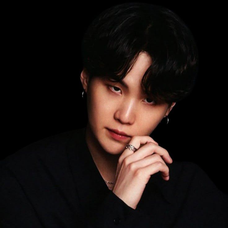 Foto terbaru SUGA (BTS)