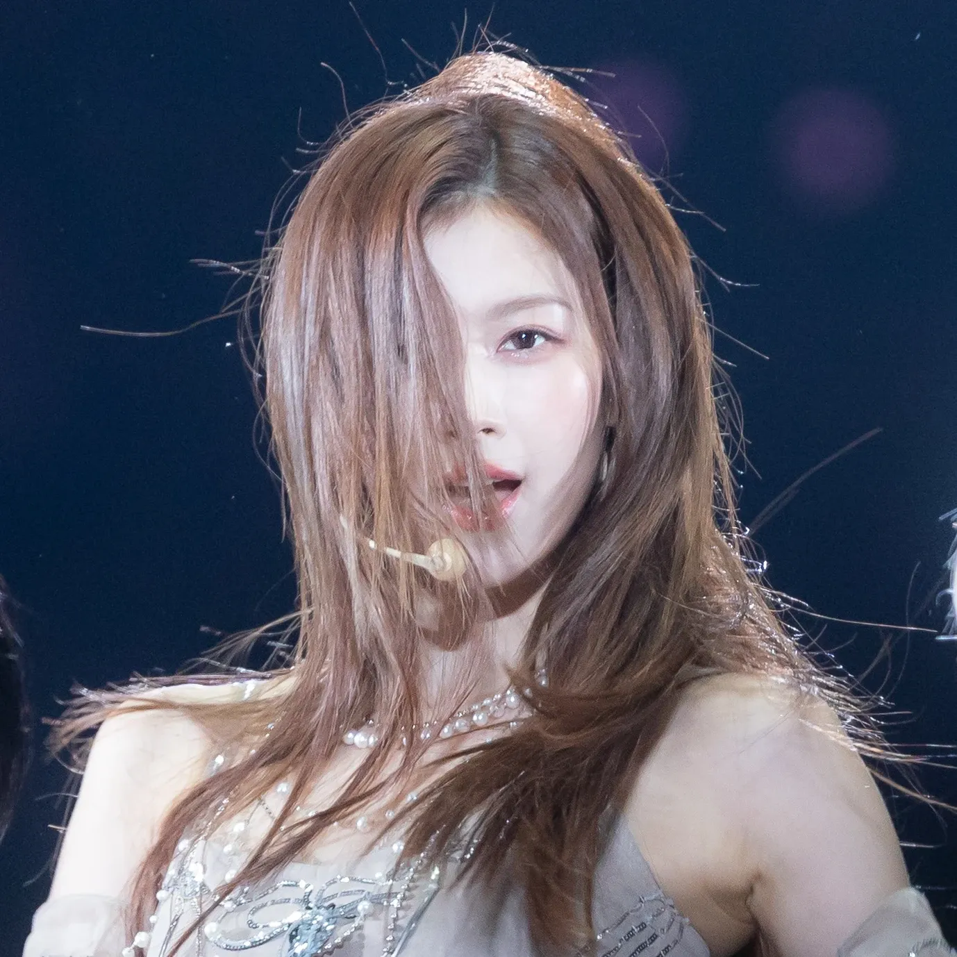 Sana (TWICE)的幕後花絮