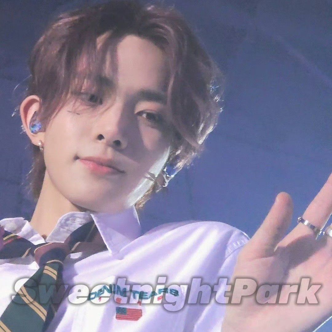 희승 (ENHYPEN)의 최신 사진