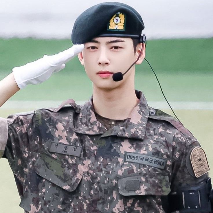 Recent activity shot of Eunwoo (ASTRO)