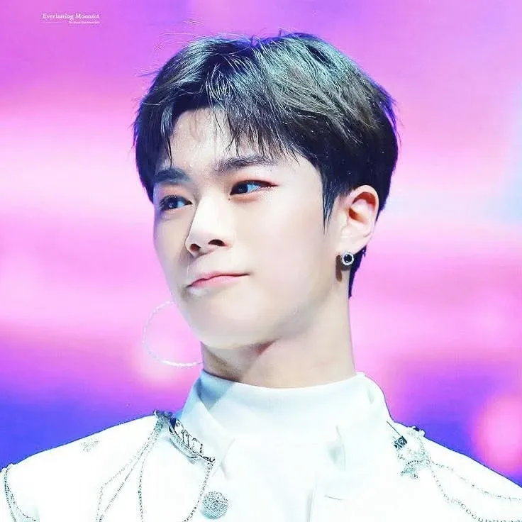 문빈 (아스트로)의 최신 사진