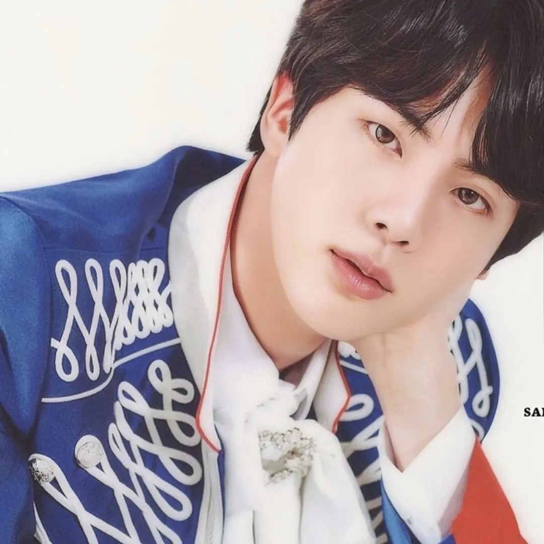 Behind-the-scenes cut of Jin (BTS)