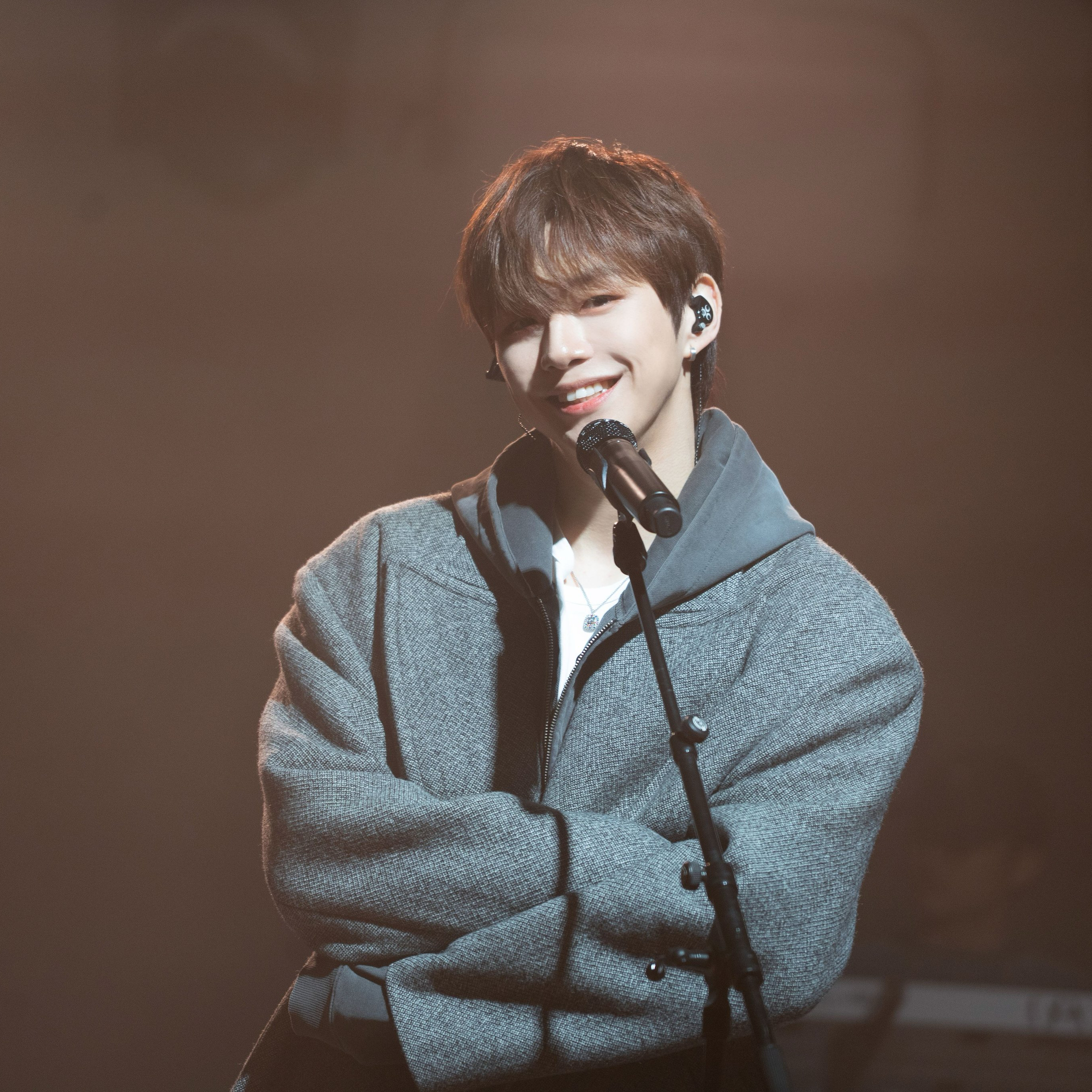 강다니엘 최근 활동샷
