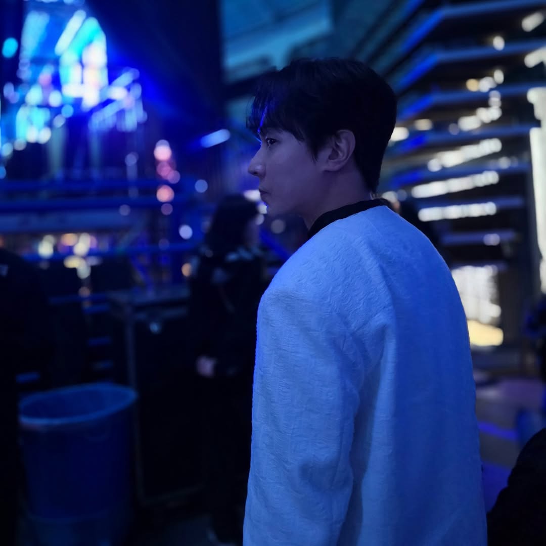 Latest photo of Andy (SHINHWA)