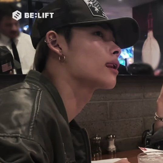 Behind-the-scenes cut of NI-KI (ENHYPEN)