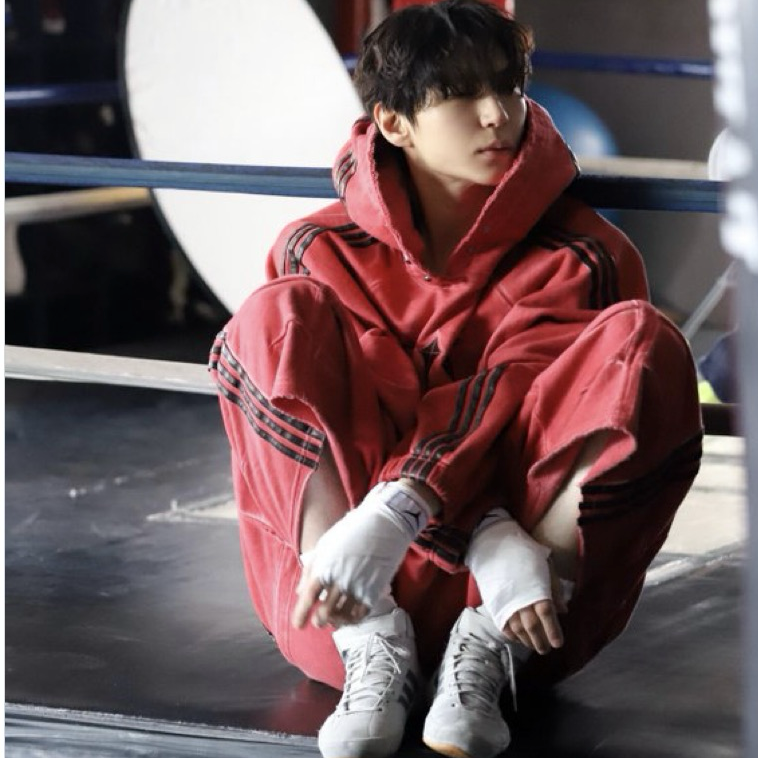 A moment captured by LEO (VIXX)'s fan