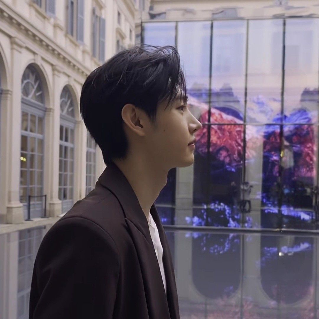 成訓 (ENHYPEN)的最新活動照片