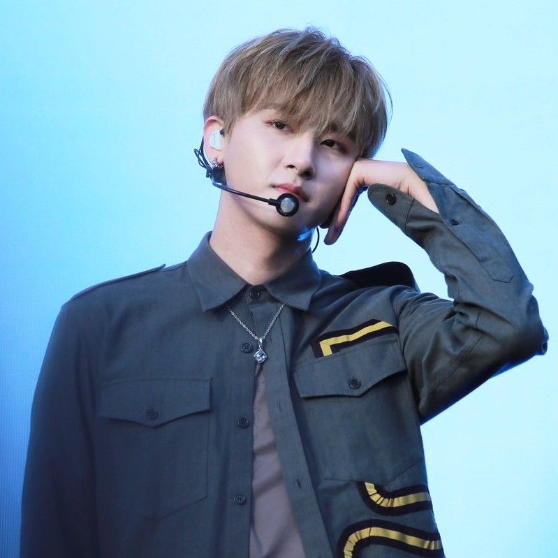 Momen yang diabadikan oleh penggemar MONSTA X